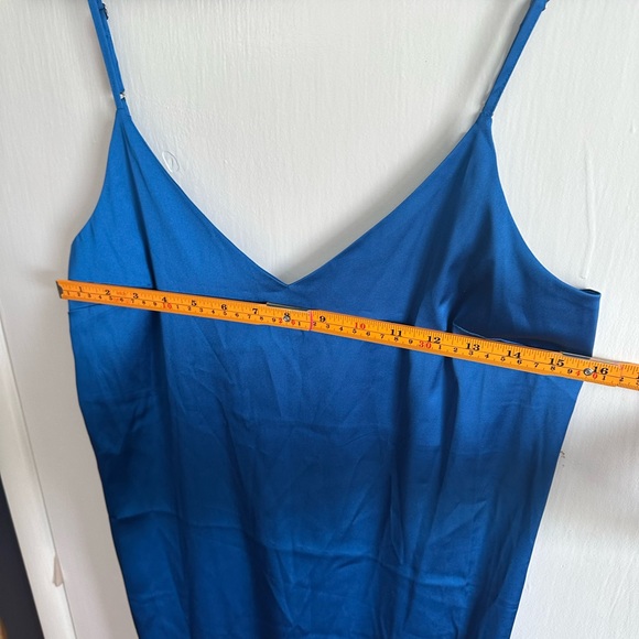 Chic Strapless Blue Dress - Picture 6 of 7